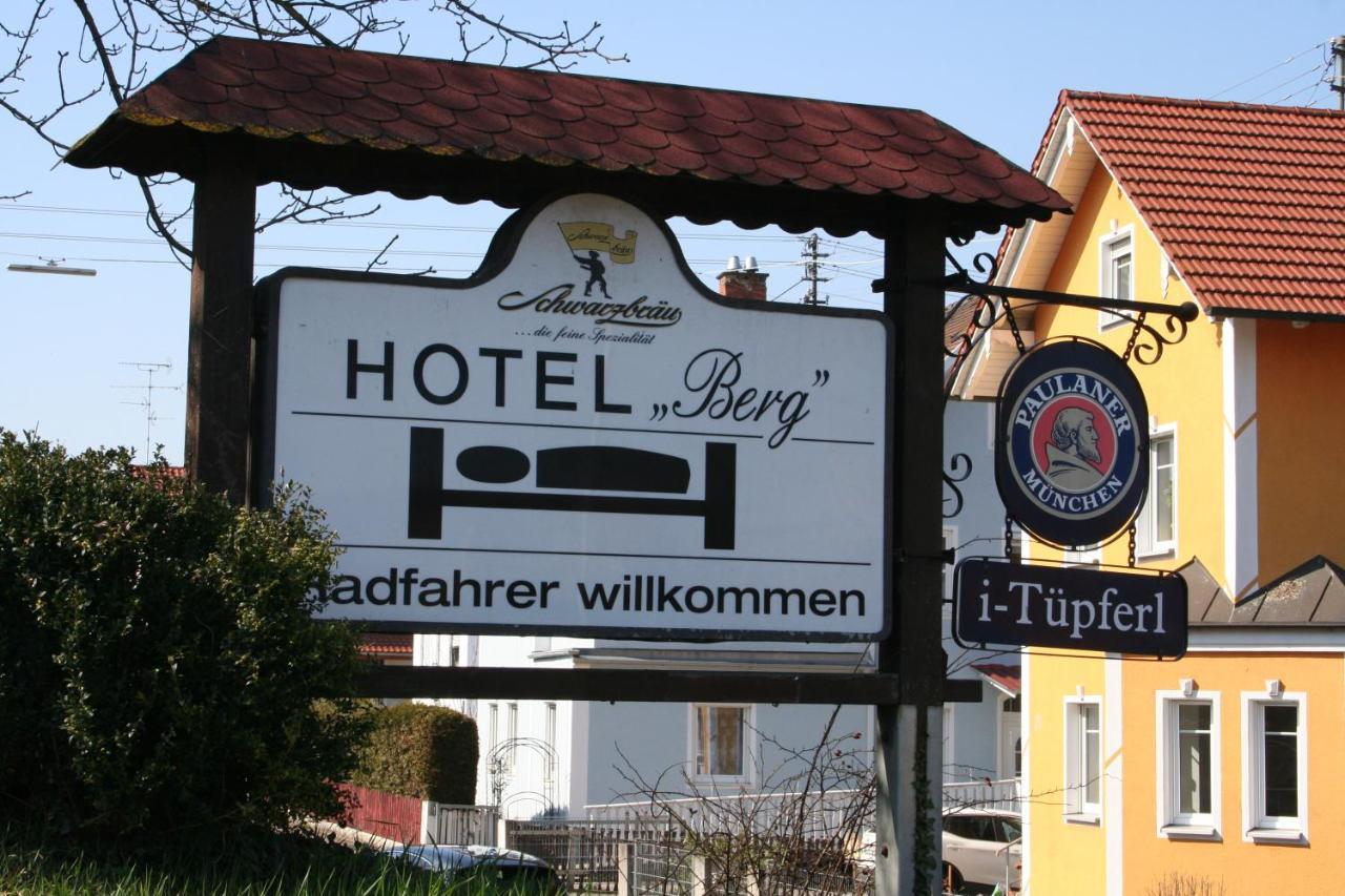 Hotel Gasthof Berg Hochstadt an der Donau Esterno foto